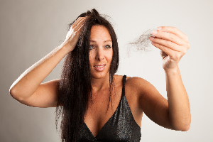 Hairweaving bei feinen schütteren Haaren